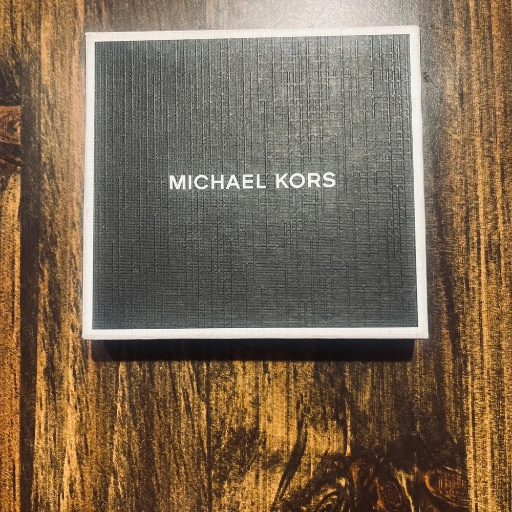 Michael Kors Men’s Wallet with Money Clip